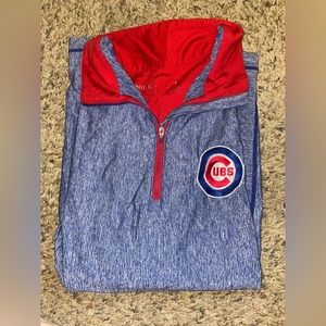 Chicago Cubs half-zip size M